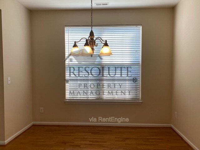 Photo - 234 Stobhill Ln