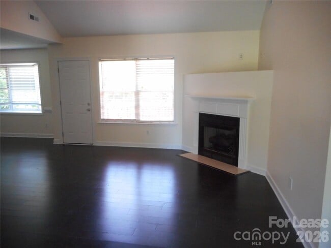 Photo - 1128 Steele Meadows Dr