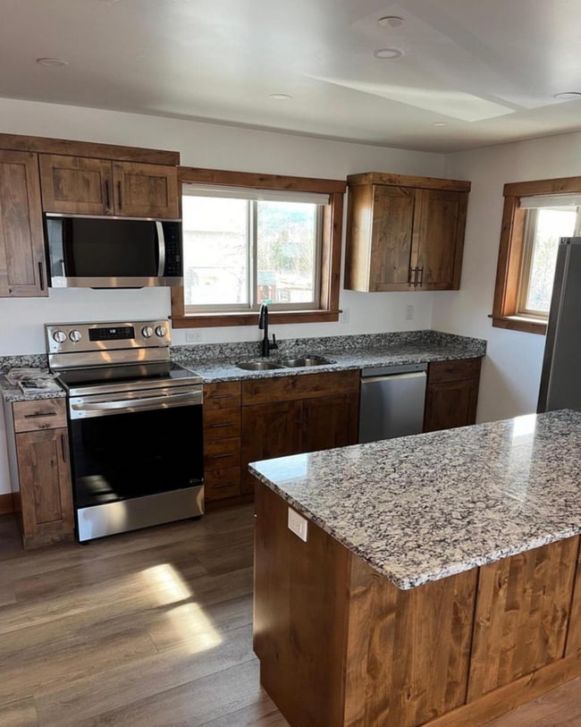 Building Photo - 48 Cedron Rd Unit 48 Cedron A
