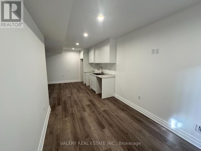 Photo - 7489 Marvel Dr