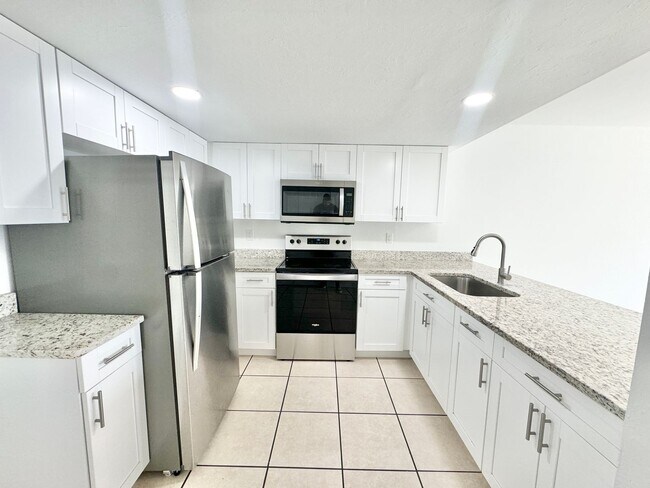 Photo - 1936 Sunshine Blvd Unidad #C