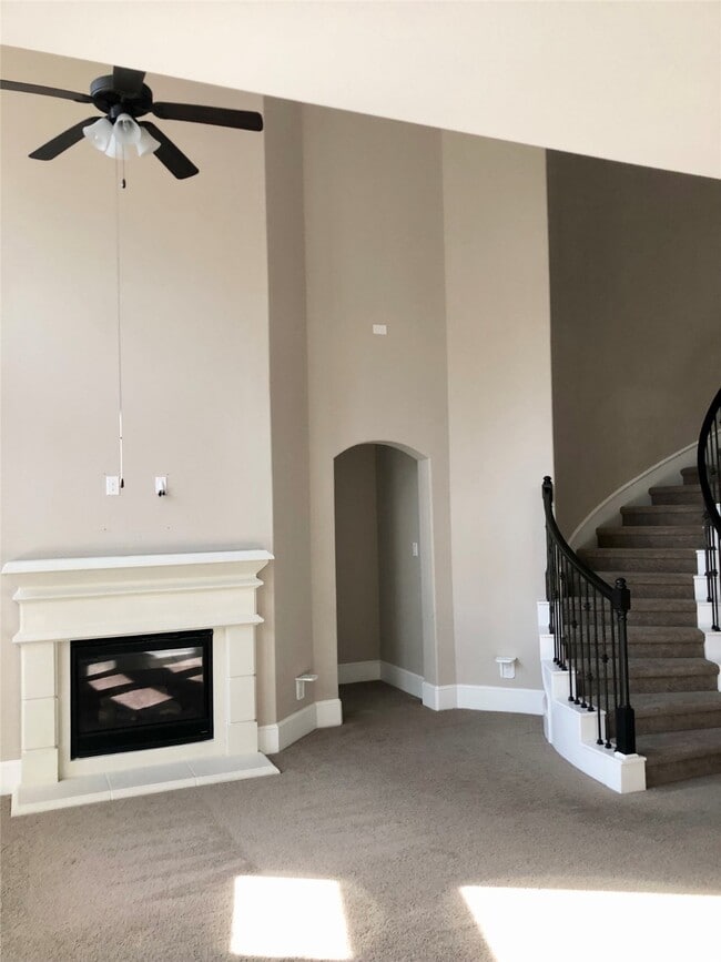 Photo - 520 Pedernales St