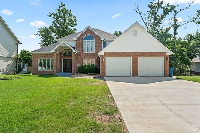 Building Photo - 47 Stonehenge Dr Rental