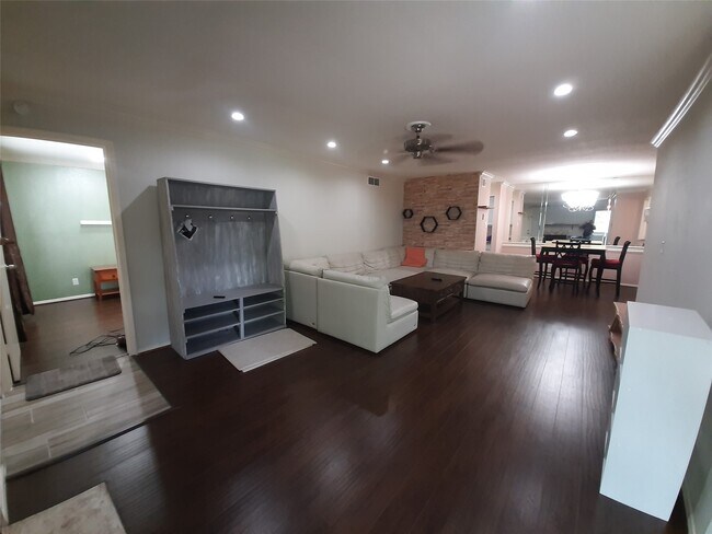 9700 Leawood Blvd Unit 1410