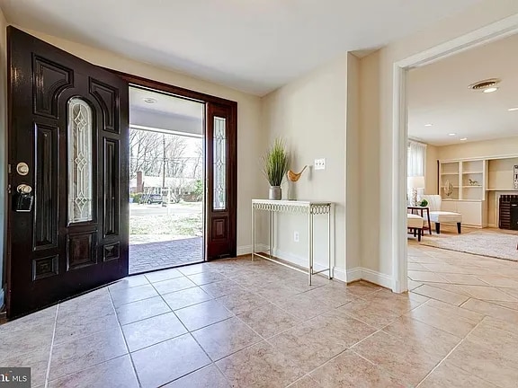 Photo - 5940 Lowell Ave