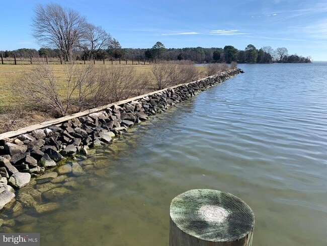 Photo - 23260 Wells Point Ln