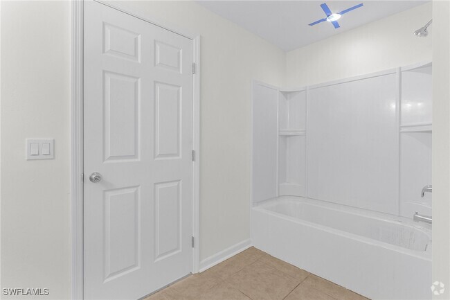 Building Photo - 390 Shadow Lakes Dr Rental