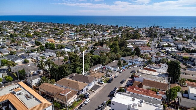 Building Photo - 117 Avenida Algodon Unit C