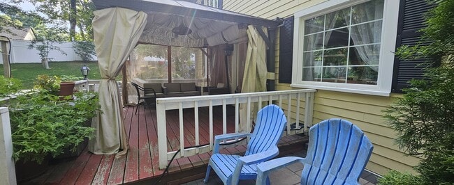 Photo - 560 Worcester St
