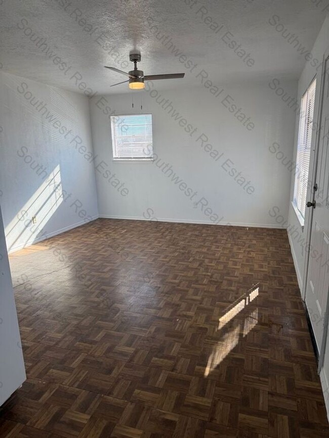 Photo - Duplex in Texico, NM