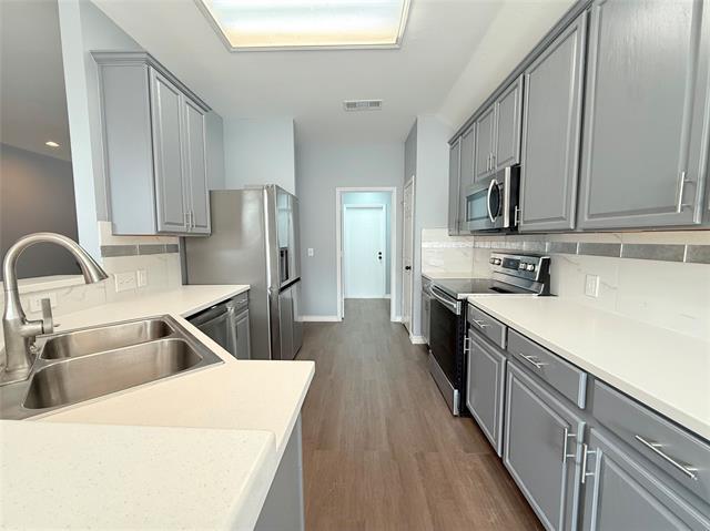 Photo - 1004 Broken Spoke Dr