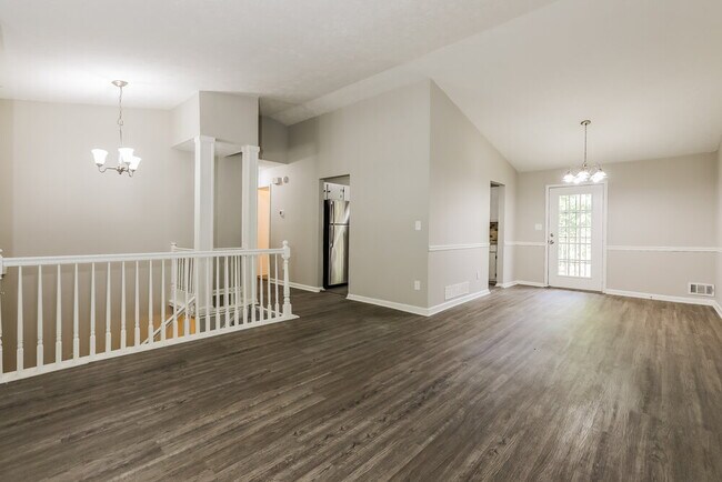 Photo - 8752 Thomas Rd