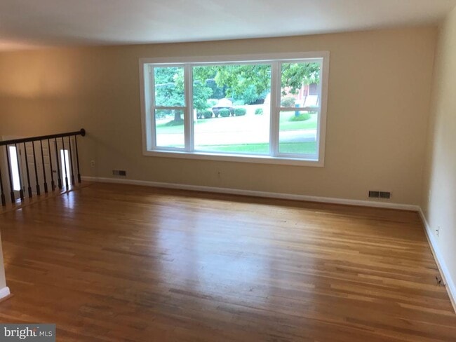 113 Kingsley Rd SW