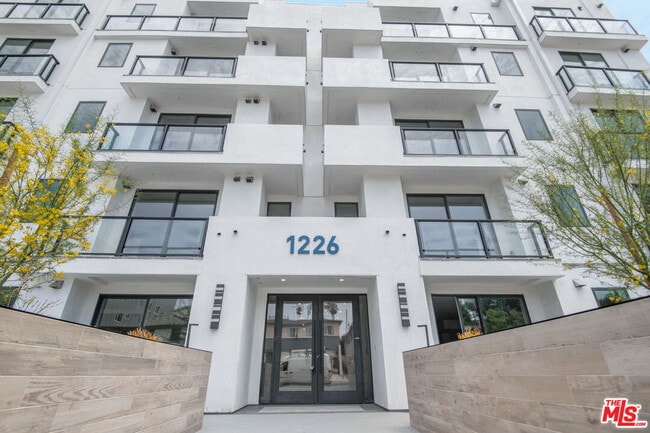 Photo - 1226 S Bedford St Unidad 504 Rental