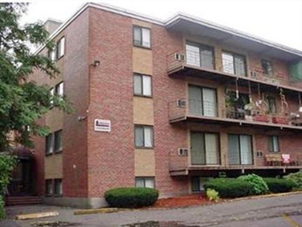 Photo - 10 Linda Ln Unit 2