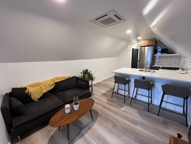 Photo - 3422 W Schubert Ave Unit 3