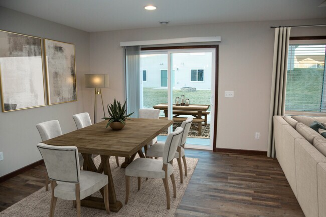 Photo - 2177 Cheyenne Way