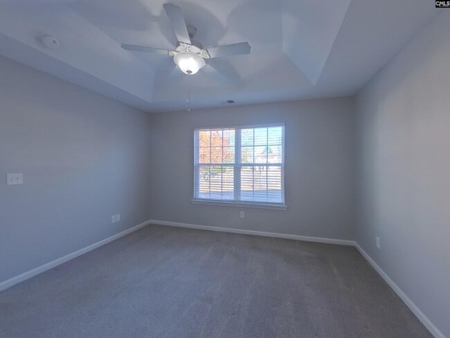 Photo - 420 Hedge Grove Ln