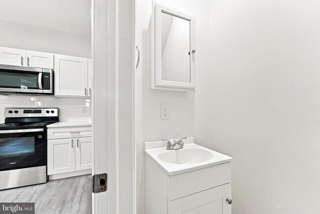 Photo - 1315 N 59th St