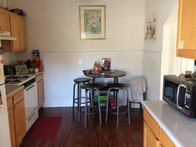 Cocina comedor - 1532 Burney Lane