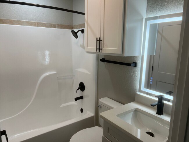 Photo - 2162 Airport Rd Unit C