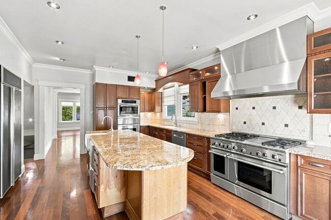 Photo - 308 Bachman Ave