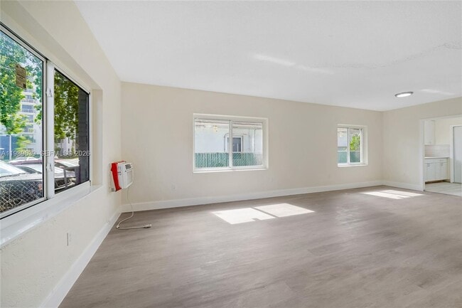 Photo - 2025 Fillmore St