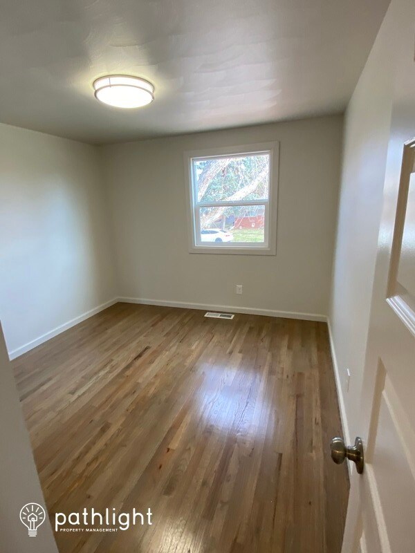 Photo - 2000 20th Street Rd