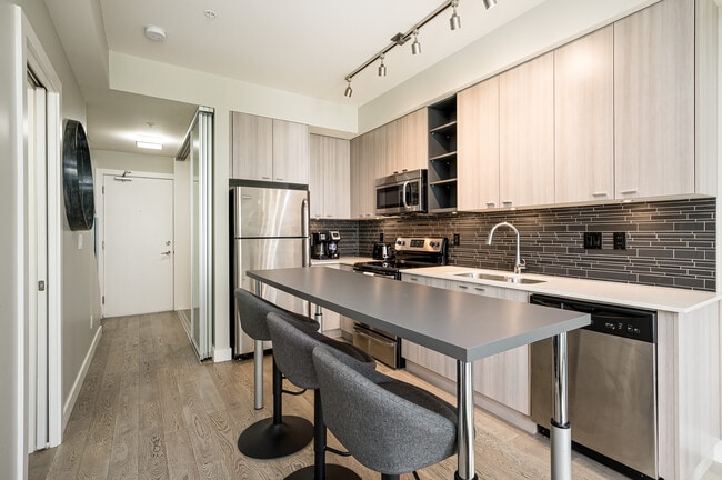 Photo - 3080 Gladwin Rd