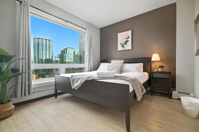 Photo - 10226-10104 104 Street NW Unit SI ID1564617P