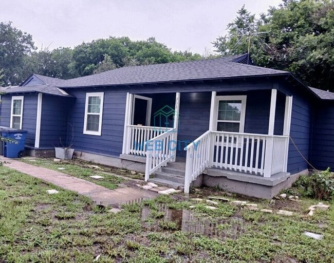 Photo - 3021 Modree Ave