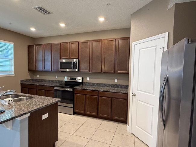 Photo - 936 Grand Wildmere Cove