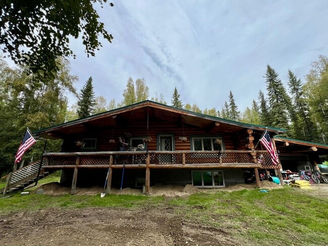 Charming 3-Bedroom Home on 5.84 Acres – Pe... - Charming 3-Bedroom Home on 5.84 Acres – Pe...