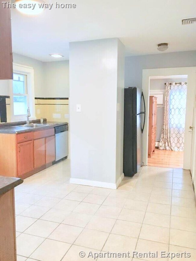 Photo - 62 Woods Ave Apartamento Unidad #2