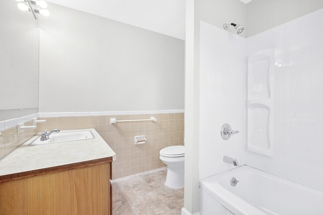 Photo - 1382 Montie Rd