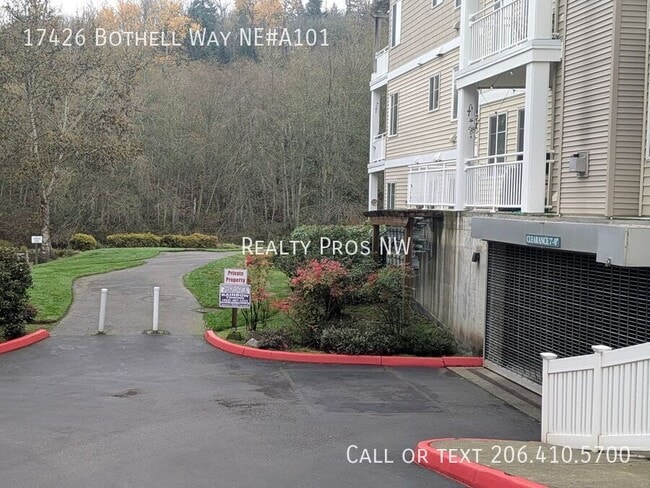 Photo - 17426 Bothell Way NE