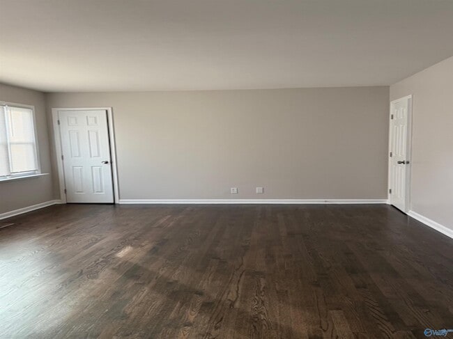 Photo - 4712 Cavett Dr NW