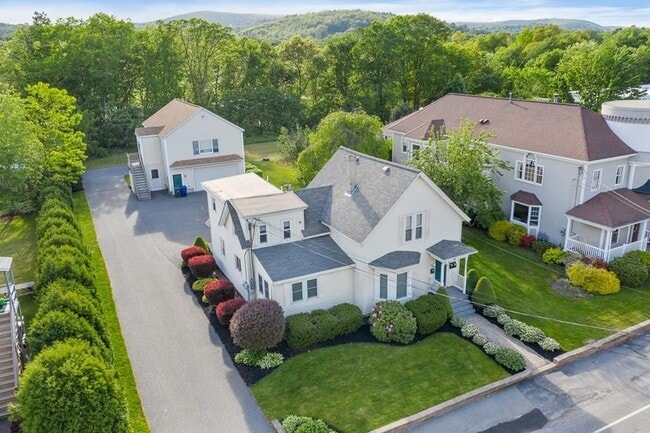 Photo - 91 Union St Unit #1