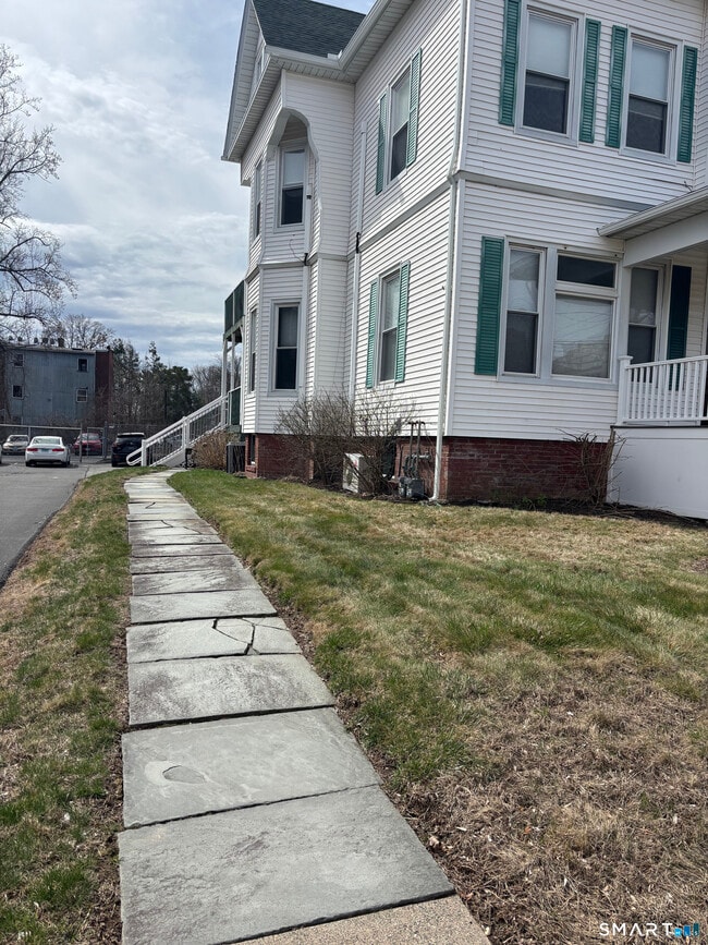 Photo - 26 Hart St Unit 1