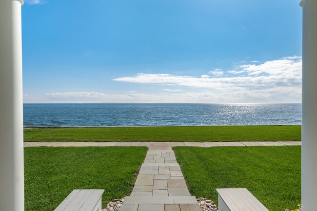 Photo - 7 Pettipaug Ave