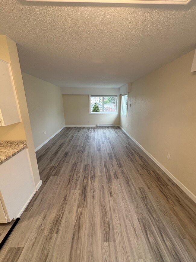 Photo - 1111 Hillside Ave Unit 303