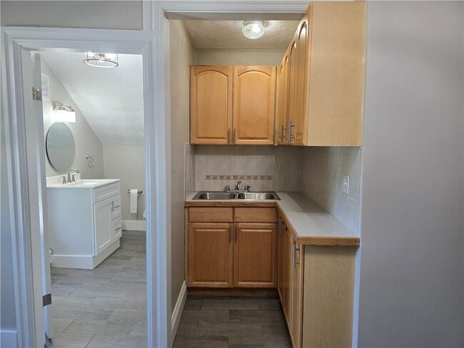 Photo - 40 Summit St