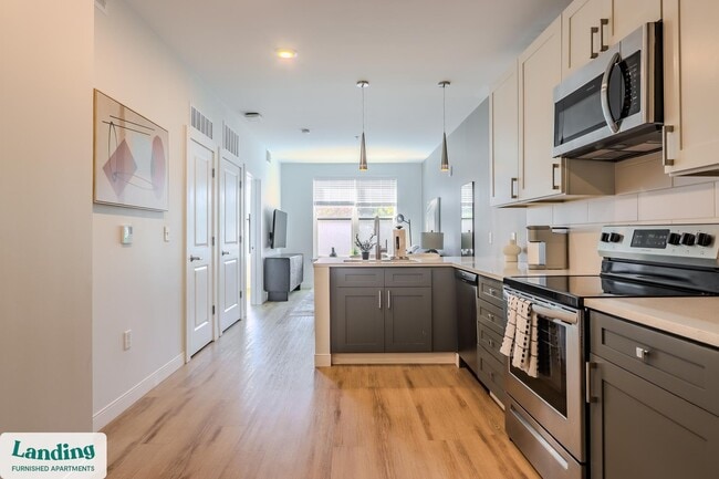 Photo - 210 E Green St Unit 612.1410569