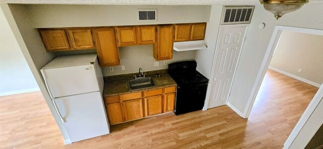 Photo - 12900 Walden Rd
