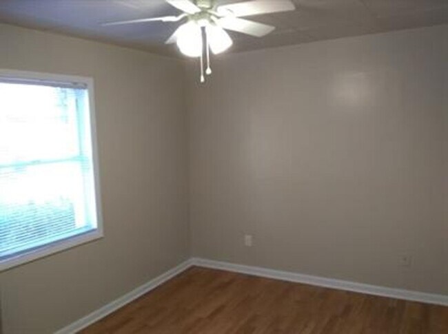 Photo - 502 Maplewood Dr Unit 502