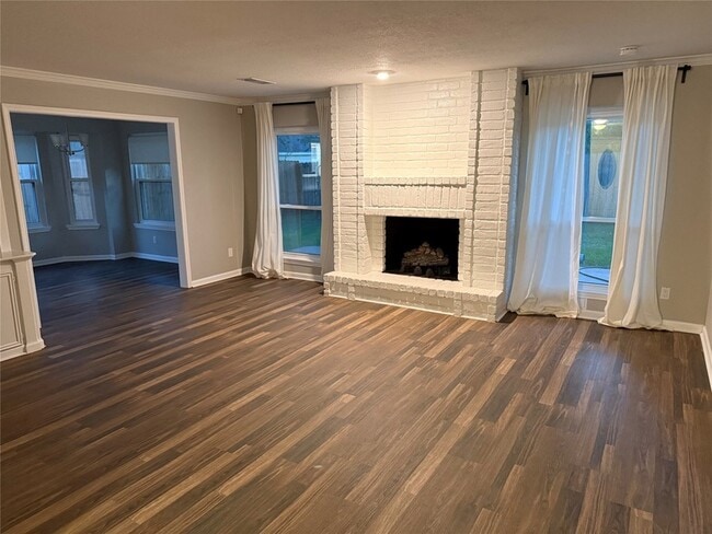 Photo - 2234 Woodland Springs St