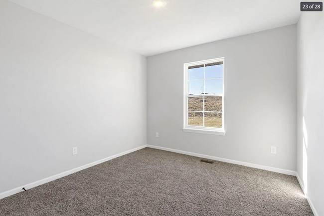 Photo - GORGEOUS 4 BED 2 BATH