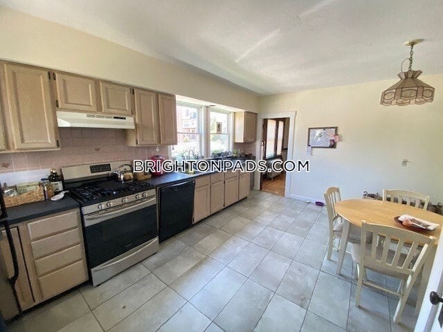 Photo - 75 Claymoss Rd Unit 1