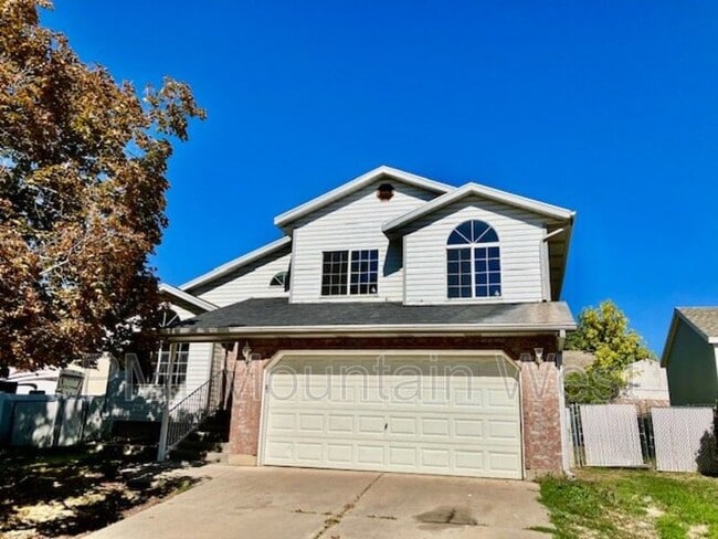 Photo - 130 W 1225 N