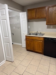 Building Photo - 401 Garden City Dr